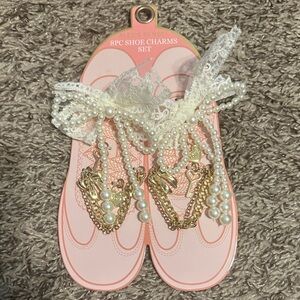 NWT Pearl and Lace Shoe Charms Set x